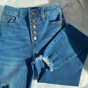 JustFab skinny jeans w/ buttons NWOT
